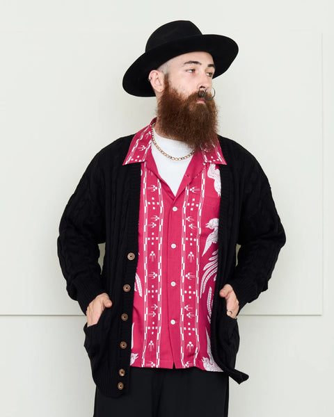 Hand Knit Cardigan / BLACK
