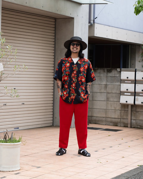 LOOSE BOY - R / RED