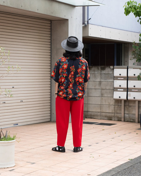 LOOSE BOY - R / RED