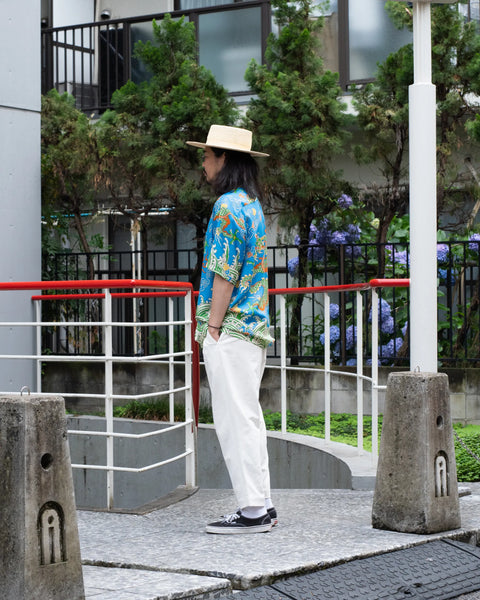 LOOSE BOY - R / WHITE