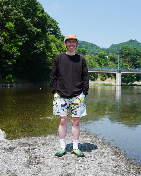 Eanbe 長袖 黒 ロゴＴシャツ ルック画像