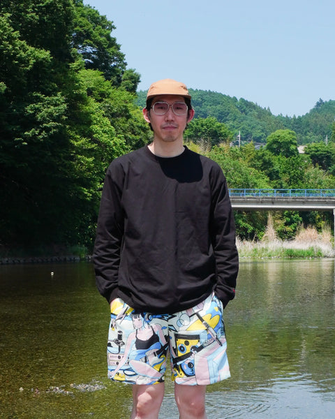 Eanbe 長袖 黒 ロゴＴシャツ ルック画像