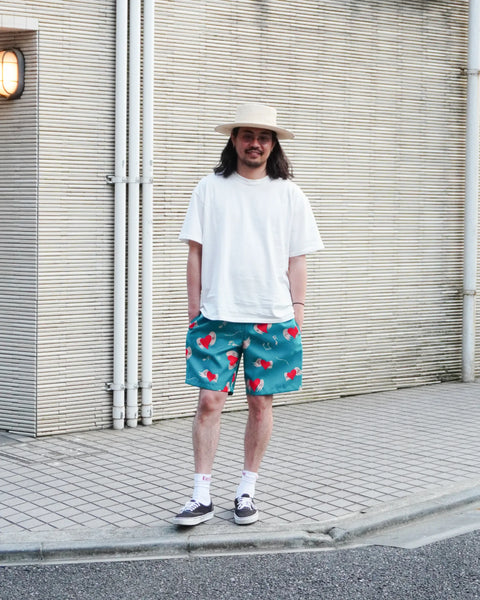 Eanbe 半袖 白 ロゴＴシャツ ルック画像