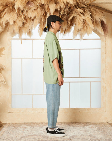 雀荘青天井 / GREEN