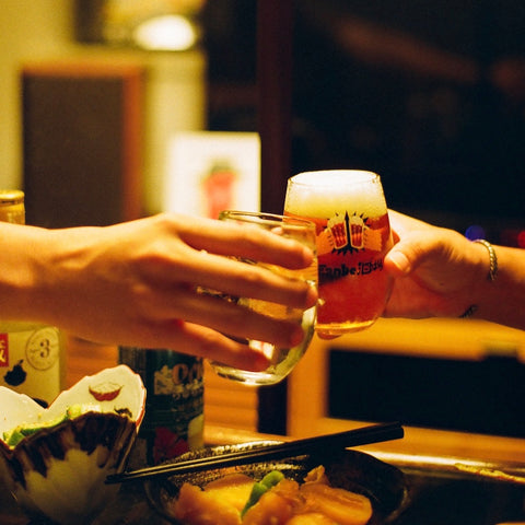 グラス_お酒（酒場）_乾杯グラス_Eanbe