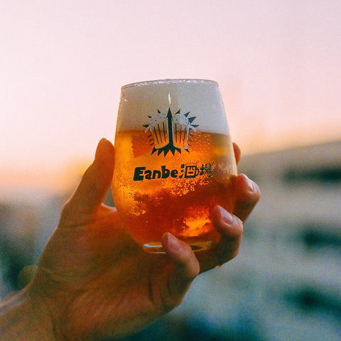 グラス_お酒（酒場）_乾杯グラス_ビール_Eanbe