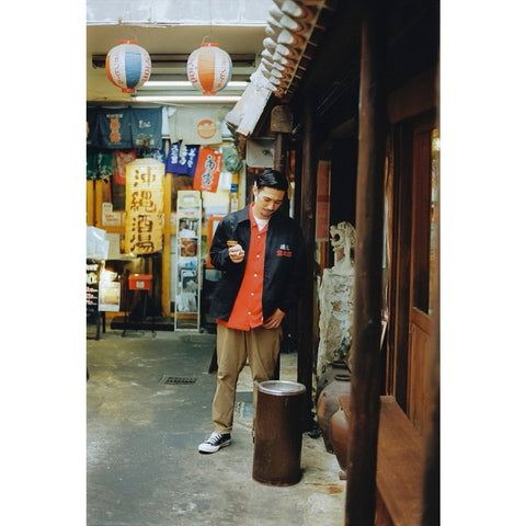 Barber柄（理容師柄）_ロングアロハシャツ_着用イメージ_Eanbe
